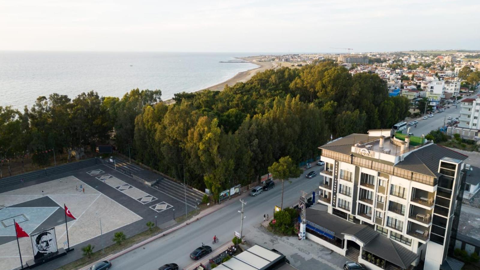 Elada Luxury Otel Arsuz Exterior foto